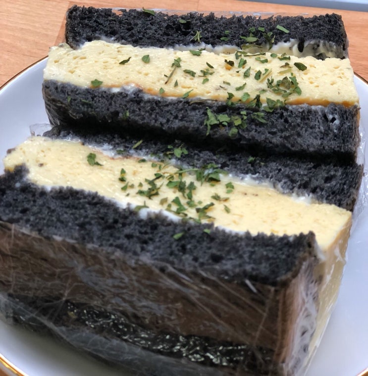  [강릉 맛집] 돌체테리아 강릉 디저트, 홍대 디저트 맛집 ! 벤쯔도 감탄한 빵 맛집 추천