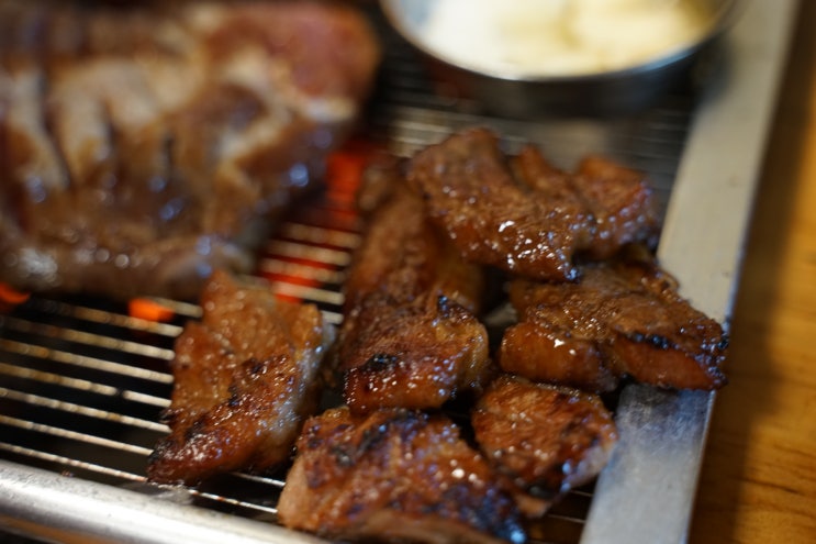  서대문구 홍제동 맛집 만석궁 서대문 홍제 한정식 전문점 양념숯불 돼지갈비 양념소갈비 삼겹살보리굴비 간장게장 한우육회 가족회식 회사회식 추천 룸 주차