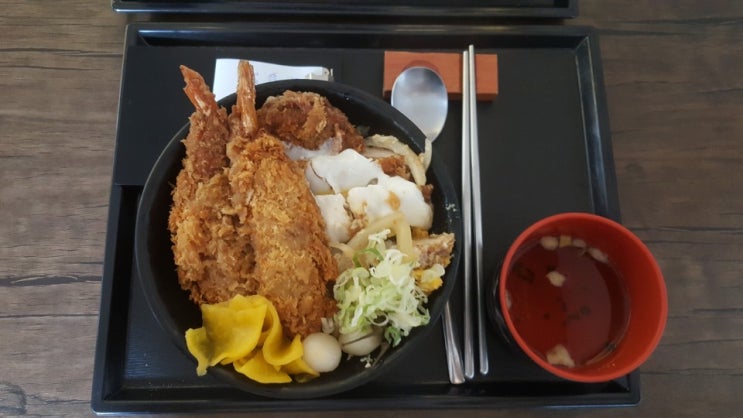 [지탱맛집] 부산 서면 전포 카페거리 일본식 덮밥 전문점 마마돈