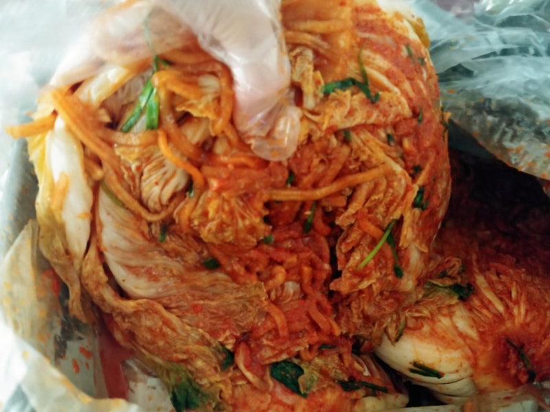 홈앤쇼핑 앱으로 '홍진경 더김치 포기김치8kg + 2kg, 총10kg' 주문