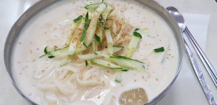  인천 부평역사 음식백화점 혼밥 맛집, 왕곡칼국수에서  콩국수 먹었어요~