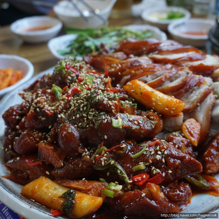  주안역 족발 맛집 - 오향왕족발 매콤한 불족이 맛있는곳!