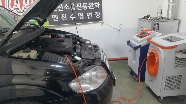 로디우스 17만키로, 엔진소음 감소시키는 동영상, 시공사진. 로디우스 17만키로, 엔진소음 감소시키는 동영상, 시공사진.
