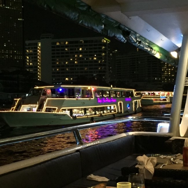  태국 방콕 샹그릴라 호라이즌 디너 크루즈 (shangri-la horizon dinner cruise)