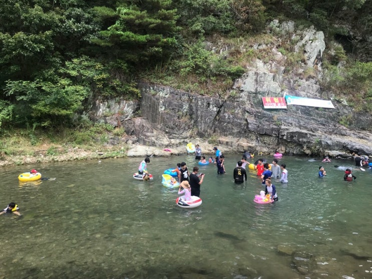  여름휴가, 사천 용소계곡에서 20개월아기 준우의 물놀이.