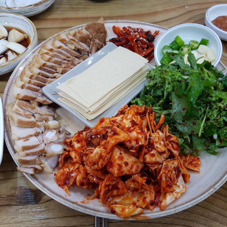  월성동 맛집 추천 :) 맛있는 두부보쌈, 순두부찌개! 월성동 수가성에서 맛있는 저녁식사 하세요!