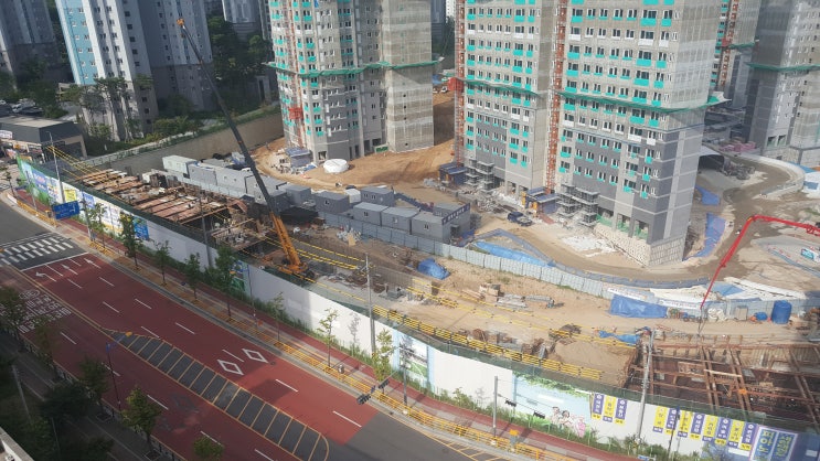  2018년 8월 봉담 한신더휴 공사현장