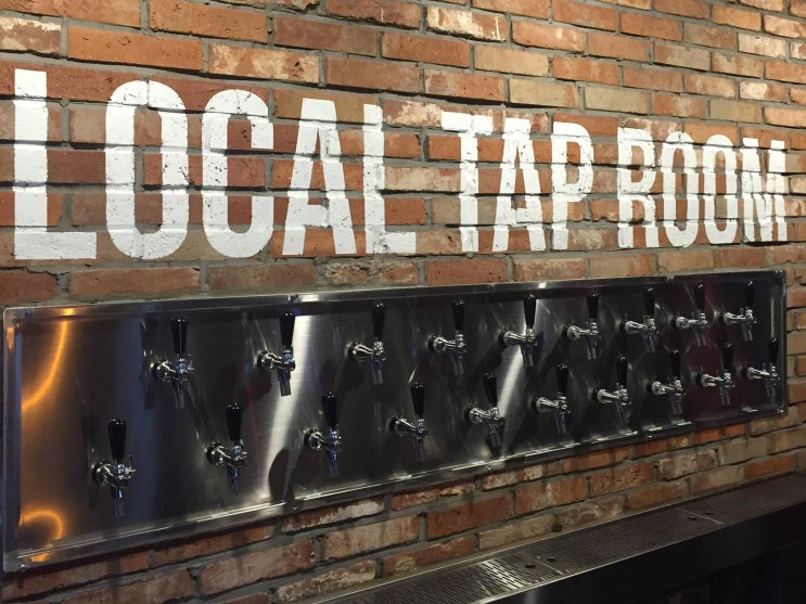  굿바이! 가로수길/ 압구정신사 Craft beer & Casual bistro 로컬 탭룸 Local Tap Beer Room (8/18이후 이전, 영업종료) 메뉴 black