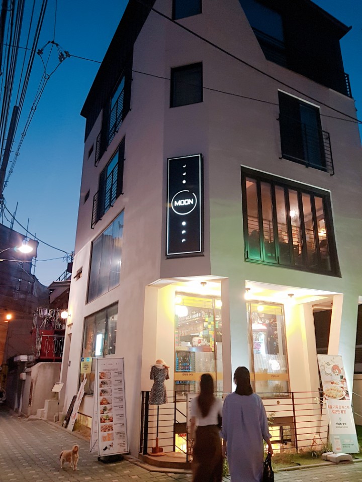  신라호텔 쉐프 출신이 운영하는 연남동 문 파스타