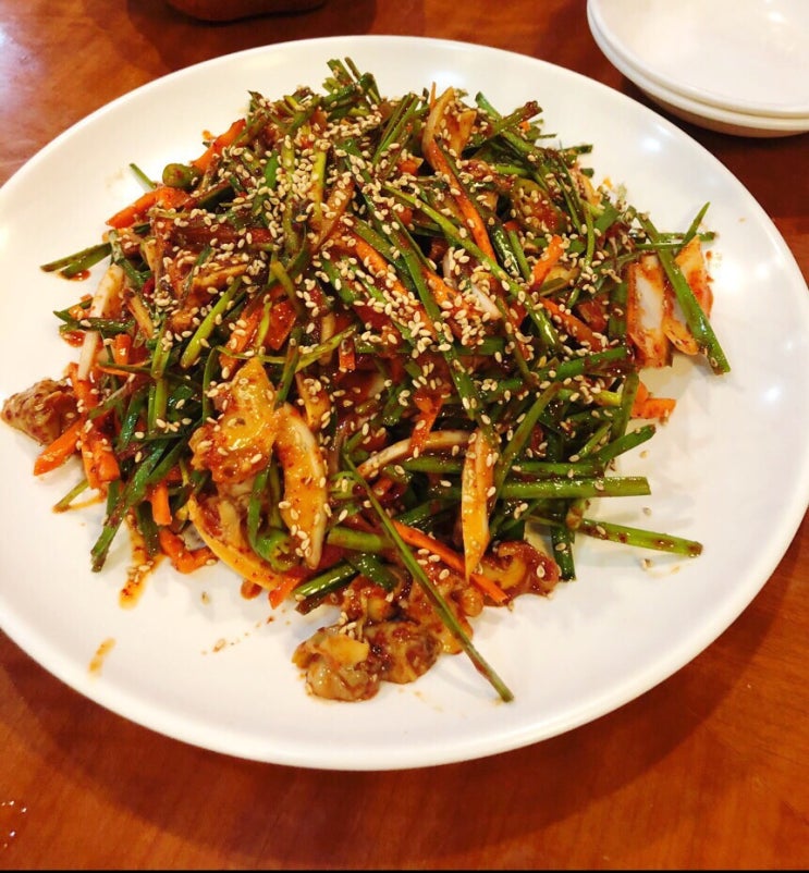 나의 인생술집!침샘이라는 것이 폭발한다!!부추무침맛집 시흥호프집추천 을지로골뱅이은행점 나의 인생술집!침샘이라는 것이 폭발한다!!부추무침맛집 시흥호프집추천 을지로골뱅이은행점