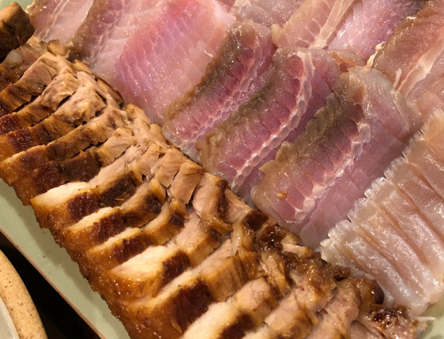  톡쏘는 암모니아맛의 절정 - 흑산도홍어