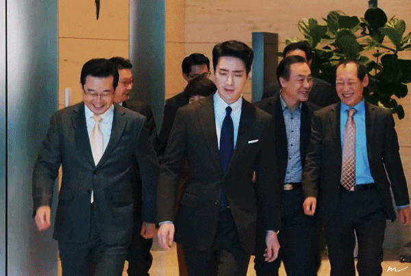  너도 인간이니 이준혁 움짤