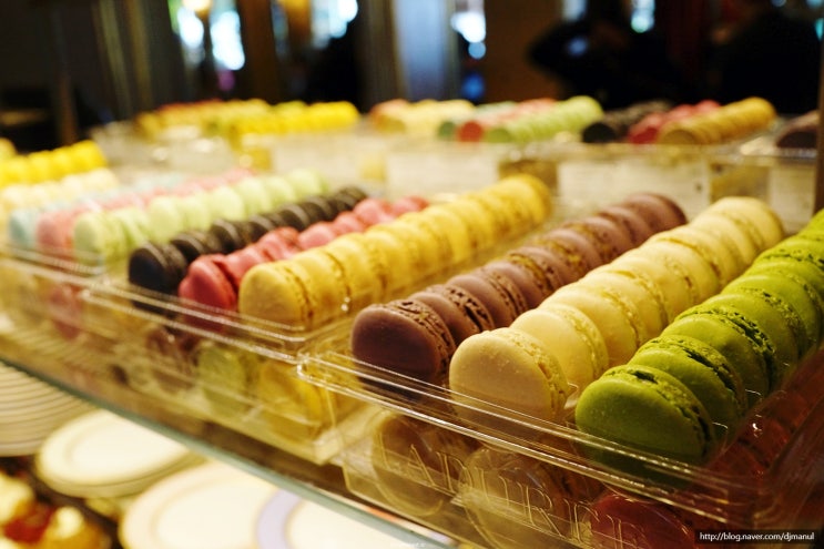  [유럽/프랑스/파리] 파리여행 디저트 카페 마카롱 Ladurée 라뒤레  Paris Royale- 마늘로드파리 8