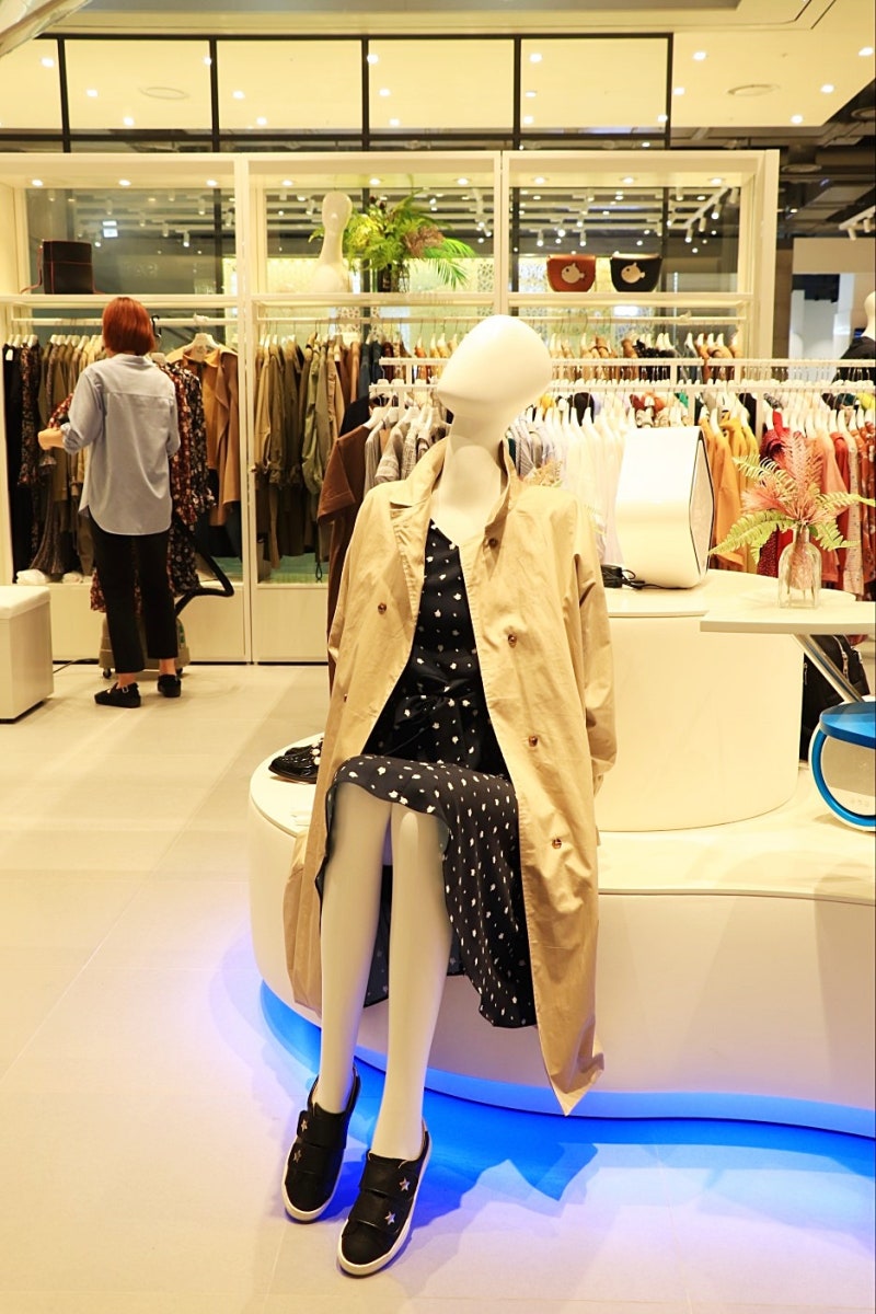 아는와이프 한지민 패션, 김포 현대 아울렛 코인코즈 에서 입어봤지요~ : 네이버 블로그