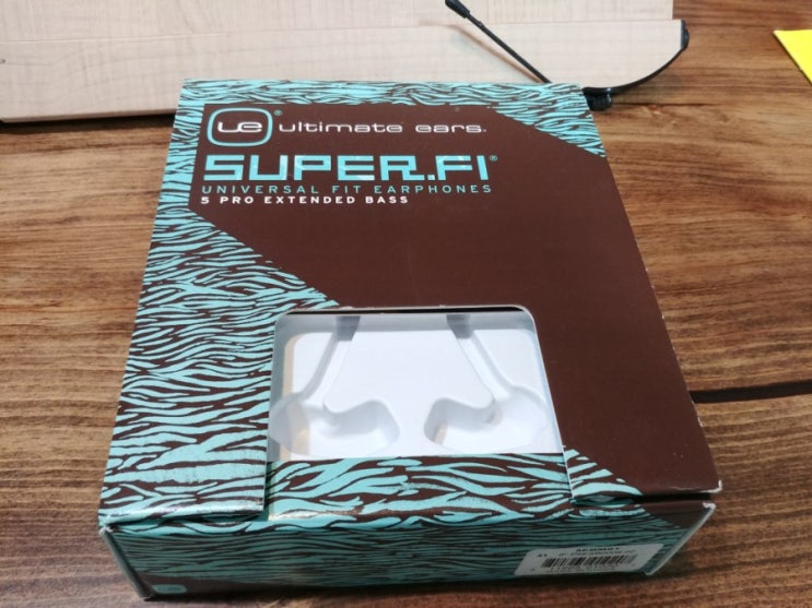  최초의 하이브리드 이어폰 1DD 1BA UE 슈퍼파이 5 EB 개봉기(Ultimate ears Super.FI 5 Pro Exteded Bass)