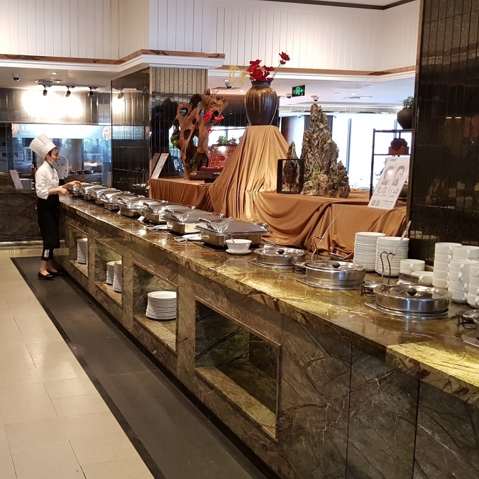 하이난여행, 싼야 지유에 코니퍼호텔(Sanya Ziyue Conifer Hotel), 조식뷔페, 수영장