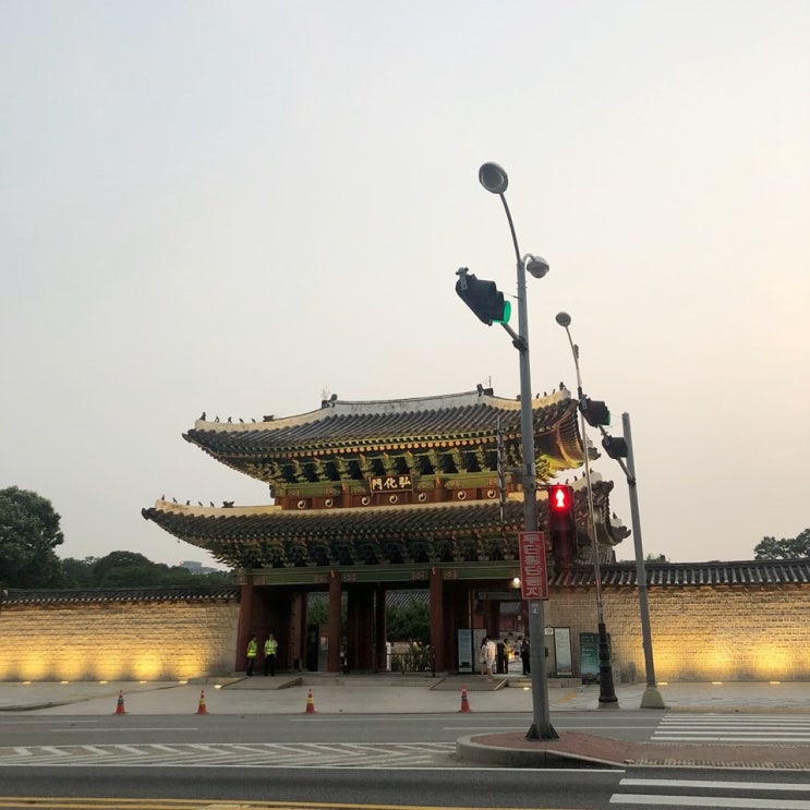  창경궁 야간개장 데이트 코스로 추천해요 :)