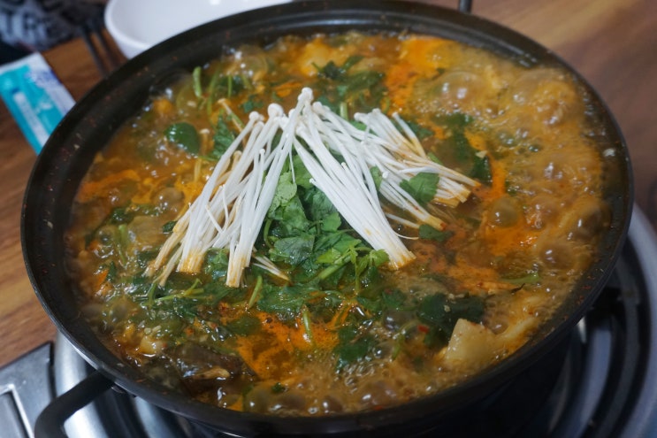  파주 민물매운탕 맛집 국물이 끝내주는 파주민물매운탕