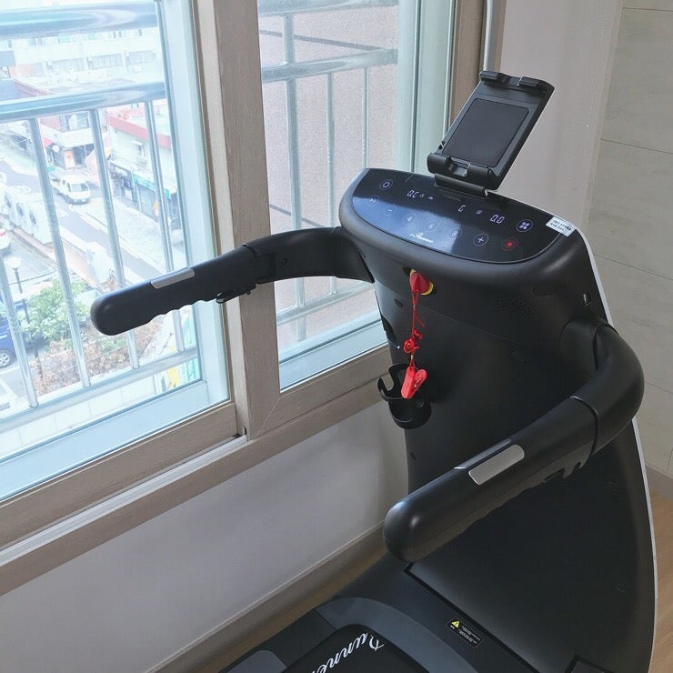 김병만 런닝머신 , 아이러너 런닝머신 렌탈 사이즈도 작고 접는게 가능한 런닝머신 홈쇼핑으....
