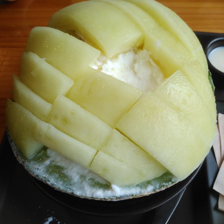  설빙 메론빙수