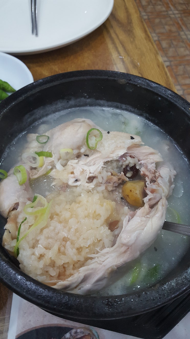  달서구 본리동 연화정 삼계탕 