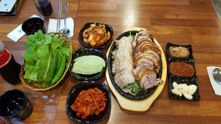 인천시 중구 넙디 한방족발 먹기