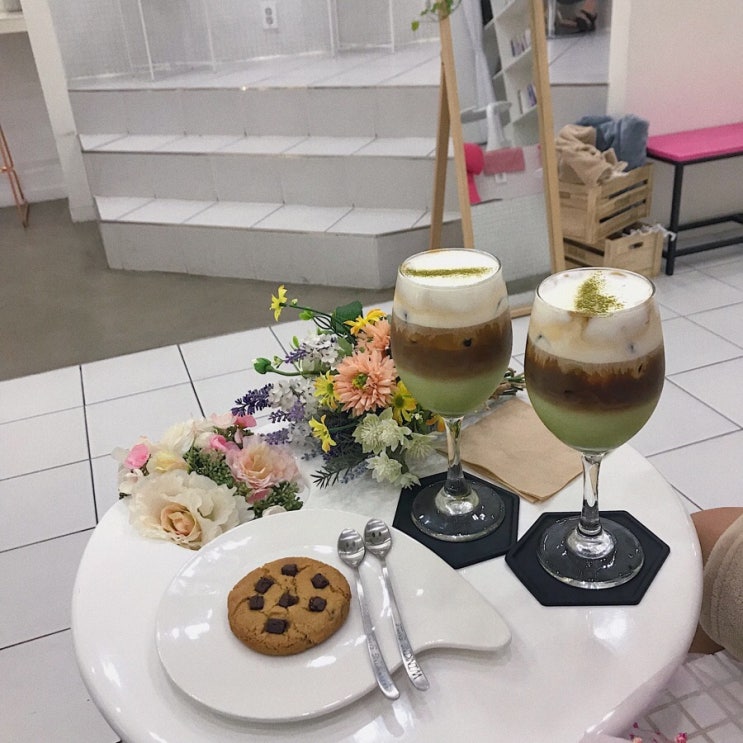 구월동 카페, BCD