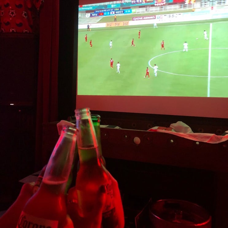  [연남동/축구펍 : 굿넥 good neck] 맨유펍 굿넥 !