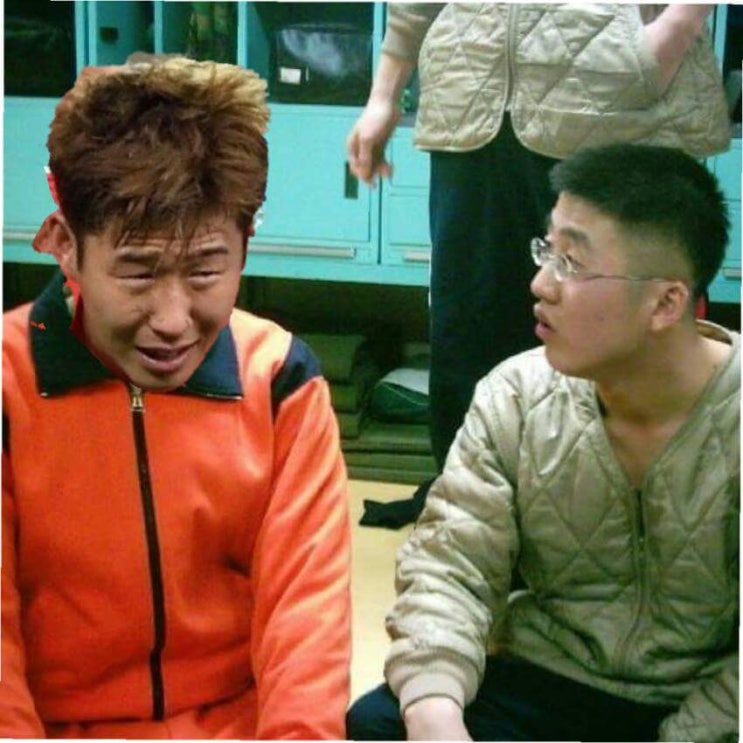 손흥민 군대짤 전체 모음! 손흥민 군대짤 전체 모음!