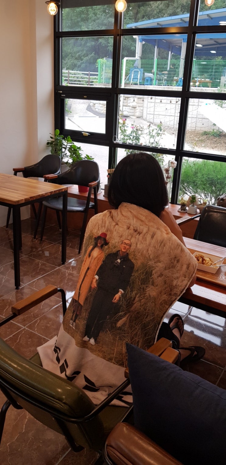  라효/마플에서 유니크한 개강 아이템커스텀 담요 제작했어요