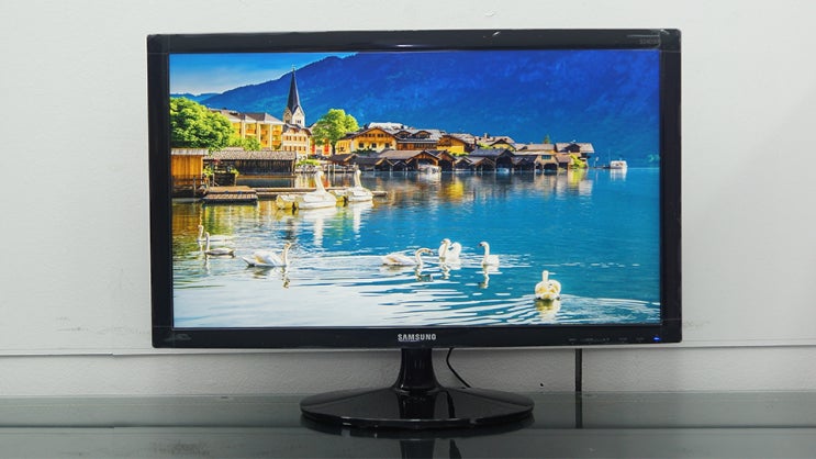  삼성전자 LED & Full HD S24D300