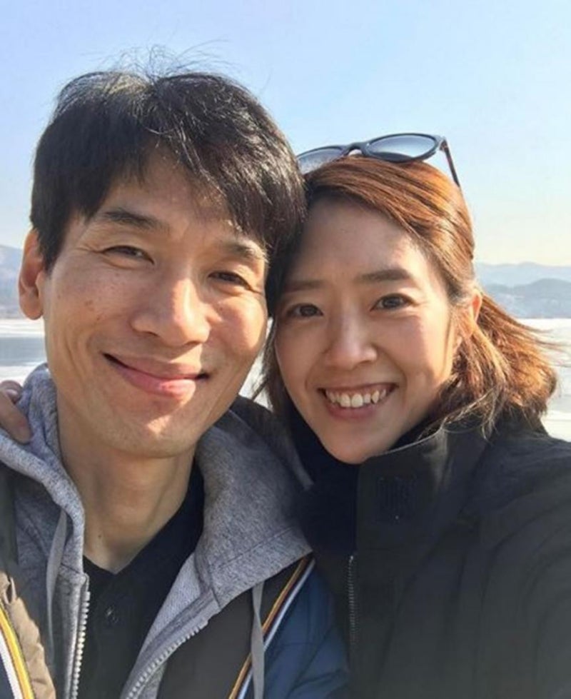 청와대 부대변인 고민정, 남편과 달달한 일상…“늘 믿어줘서 고마워”