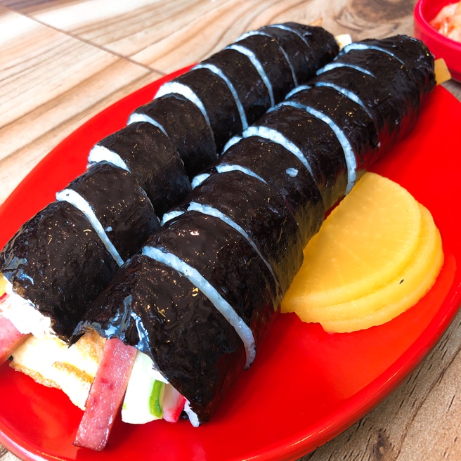 부산 해운대 추억의 맛 '훈이네김밥' 혼밥하러 가자 부산 해운대 추억의 맛 '훈이네김밥' 혼밥하러 가자