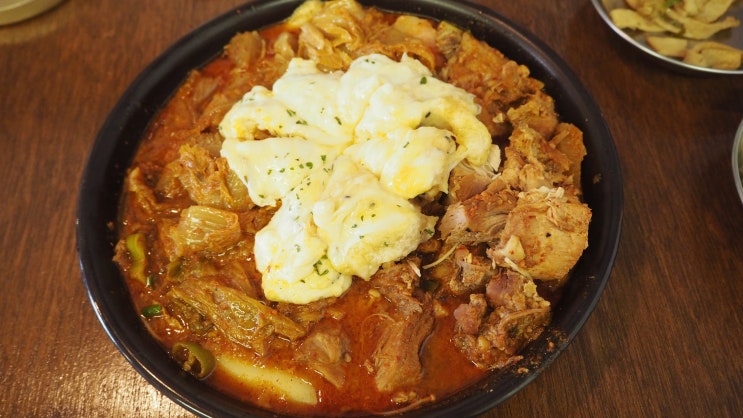 김치찜 맛있다는 대구 명덕 맛집 맥아더키친