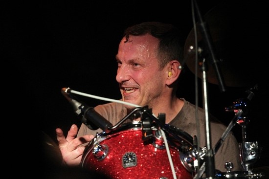  Darrin Mooney(대린 무니, drums, 1967.4.26-)