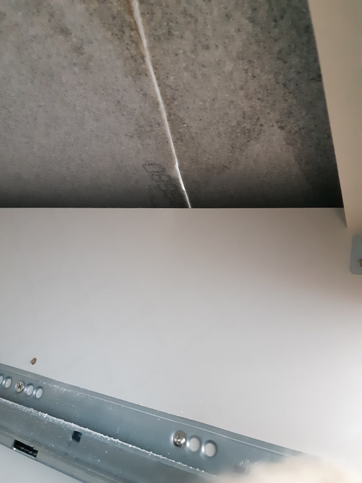  대구 침산코오롱하늘채 싱크대 상판 수리 (설계 오류?로 인한) 인조대리석 상판 보수