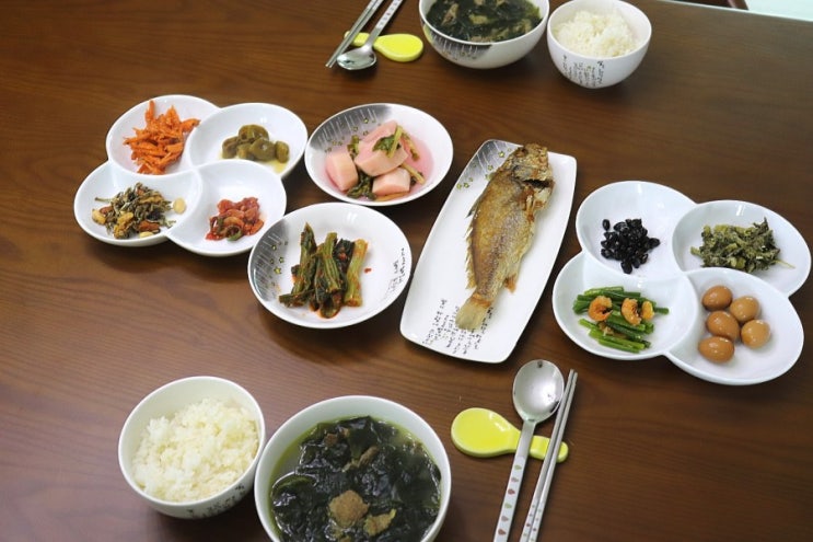  반찬쇼핑몰 맛있는 밑반찬 가정식 반찬배달 인터넷반찬가게 우아한찬방