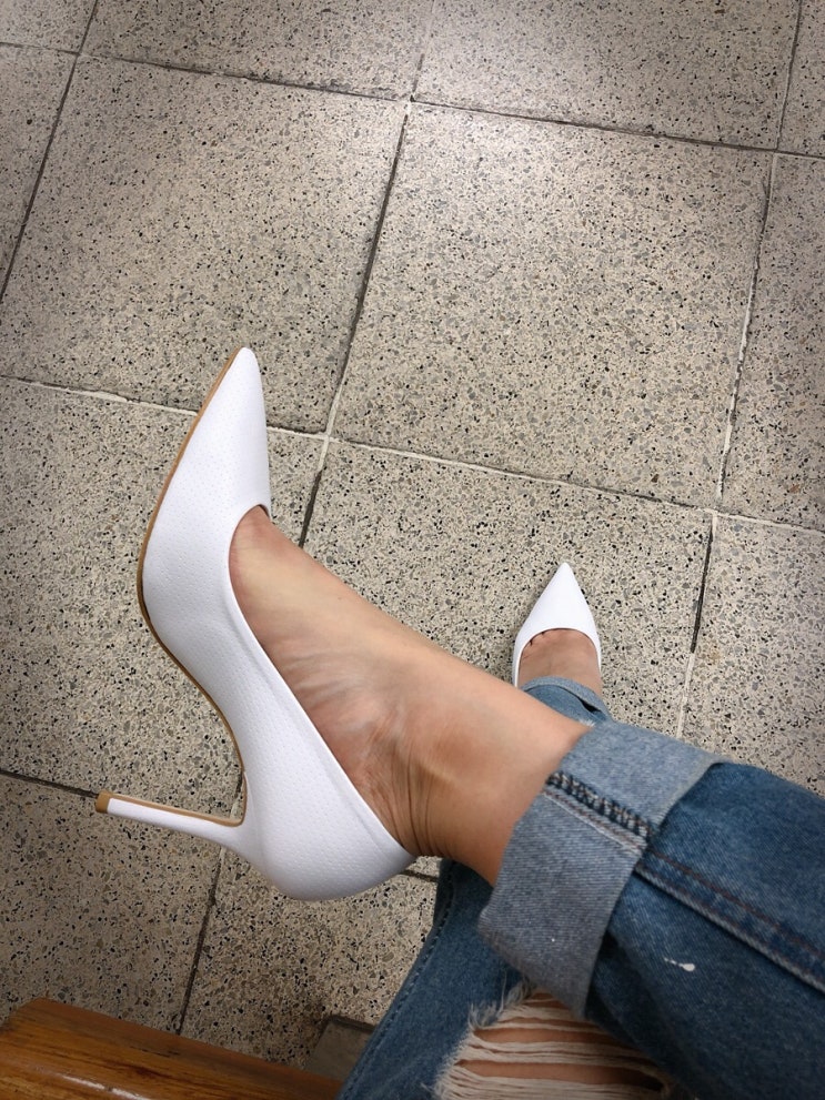  [리즈테일] "Needle hole  Heel" 니들홀 포인티드 스틸레토 힐 펌프스 / 9cm