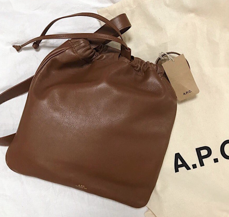 A.P.C.Havane