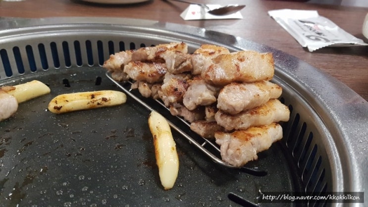  분당 정자역 맛집 / 맛찬들 왕소금구이 / 돼지고기