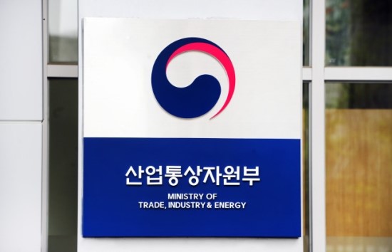 삼겹살 기름으로 발전소 돌린다…석유 및 석유대체연료 사업법 시행규칙 개정안 입법예고 삼겹살 기름으로 발전소 돌린다…석유 및 석유대체연료 사업법 시행규칙 개정안 입법예고