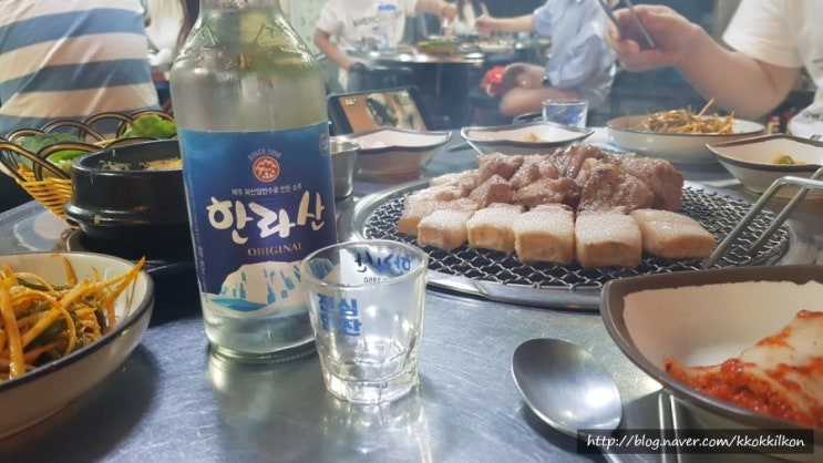 제주 서귀포 맛집 / 복자씨 연탄구이 / 흑돼지 근고기