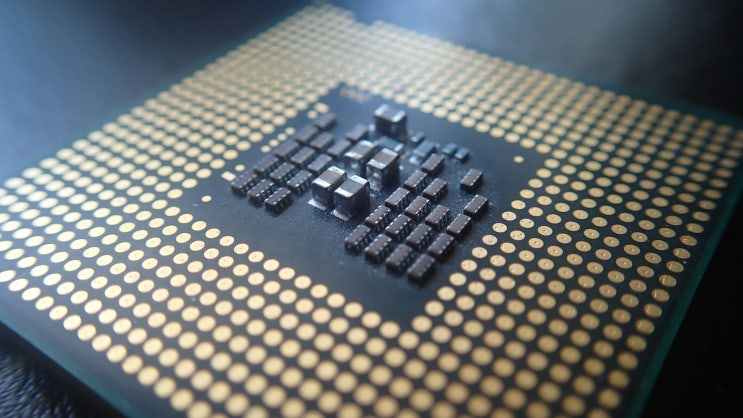  실망스러운 9세대 CPU 정보 [Intel Core i9-9900K, i7-9700K, i5-9600K 성능 유출]