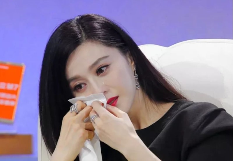 미스터리한 판빙빙 실종사건2 - 수갑찬 판빙빙 사진 공개 진짜일까?