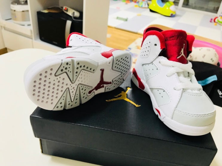  아기 첫돌 신발 선물! 나이키 조던 레트로6 white/gym red 120mm(US6) 후기 feat.아기신발 사이즈 선택 참고