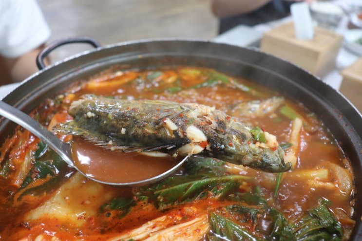  단양 쏘가리매운탕 어부명가! 칼칼하니 콧물나는맛