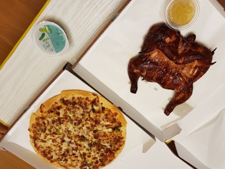  오늘저녁은 피치세트로 축구와 함께