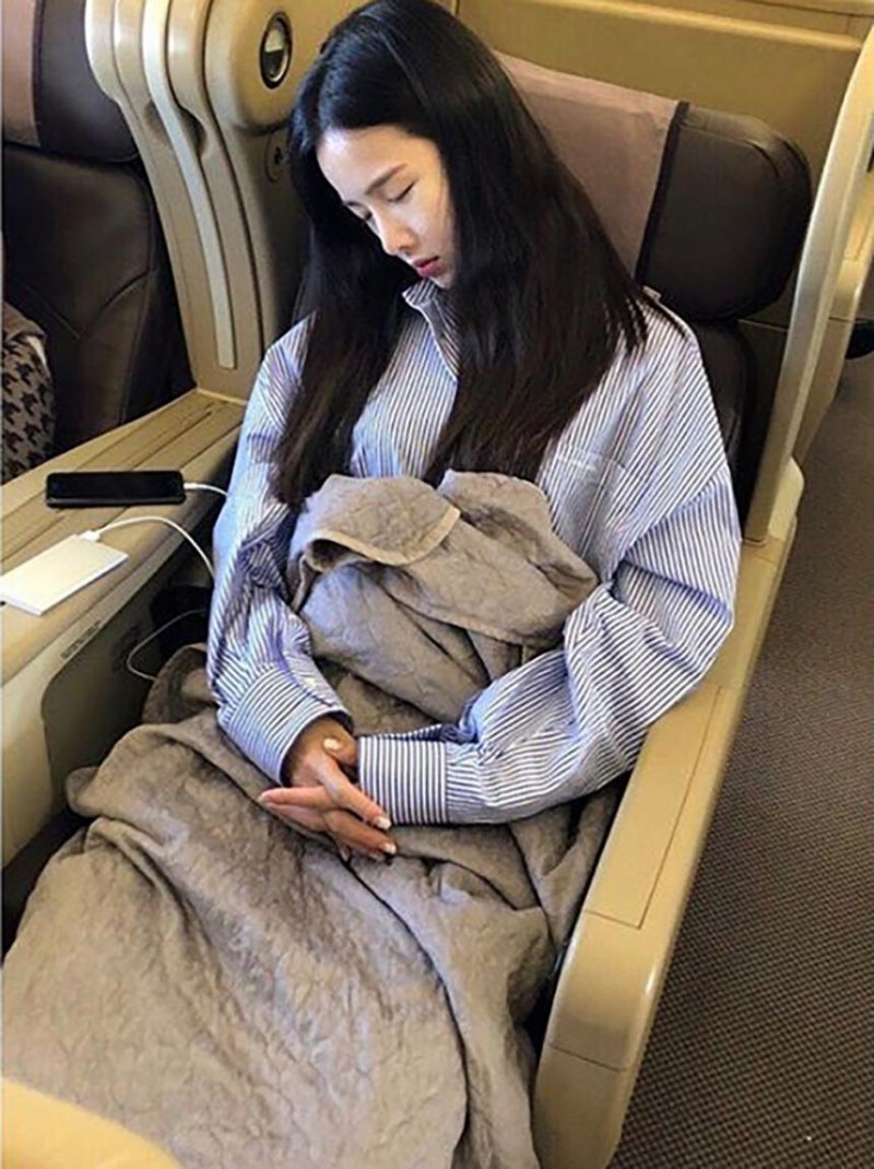 「覆面歌王 ドンマッコル少女の正体」ソルジと推定、最近の近況で健康を取り戻す…ジョンファが撮ったソルジの姿