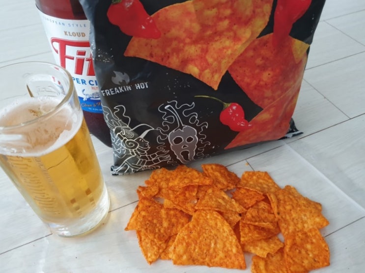  세상에서 제일 매운 과자??  파퀴 칩스(Paqui Chips)!! 헌티드 고스트 페퍼!!