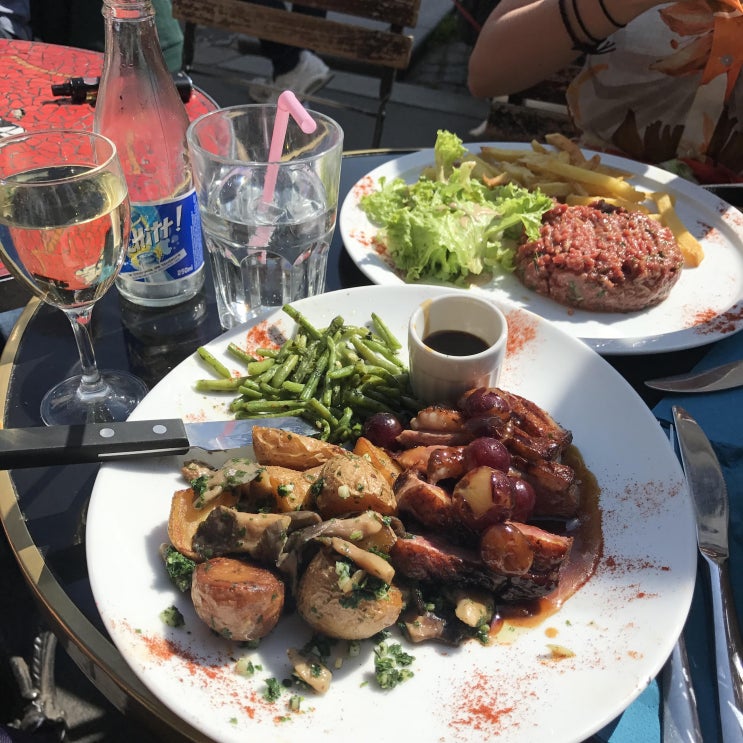  [파리 여행 3일차 ④] - 몽마르뜨 근처 맛집 Un zebre a montmartre & 몽마르트 언덕
